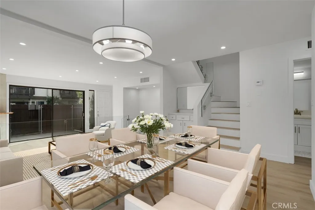 4218 Troost 20, Studio City, California 91604 home-pic-16